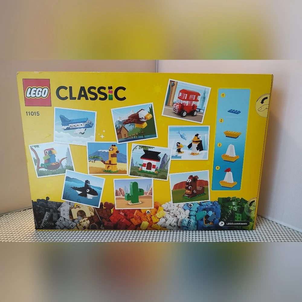 Lego Classic 11015 Around the World NWT Building Toy Set - Picture 4 of 5